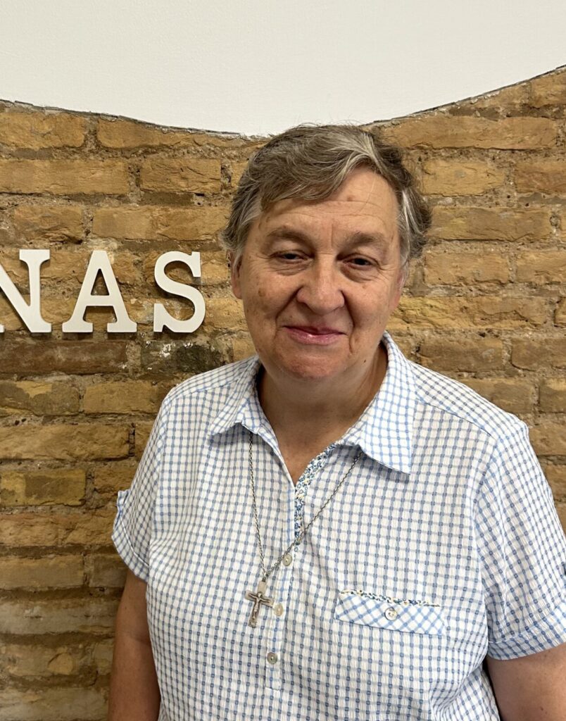 Saludos de la directora de la casa