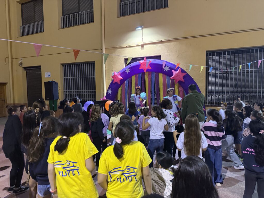 MERIENDA CENA DE LAS FAMILIAS